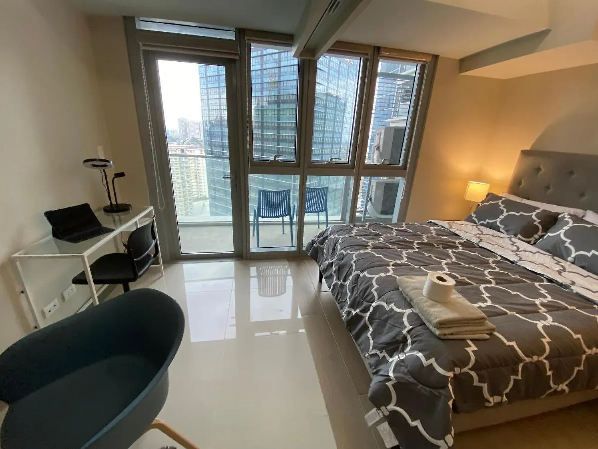 Appartamento 1 Bedroom Uptown Bgc Condo With Balcony Manila
