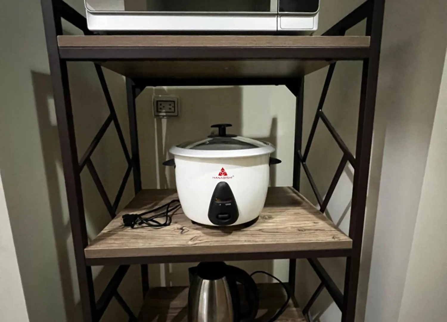 1 Bedroom Uptown Bgc Condo With Balcony Manila Filippine