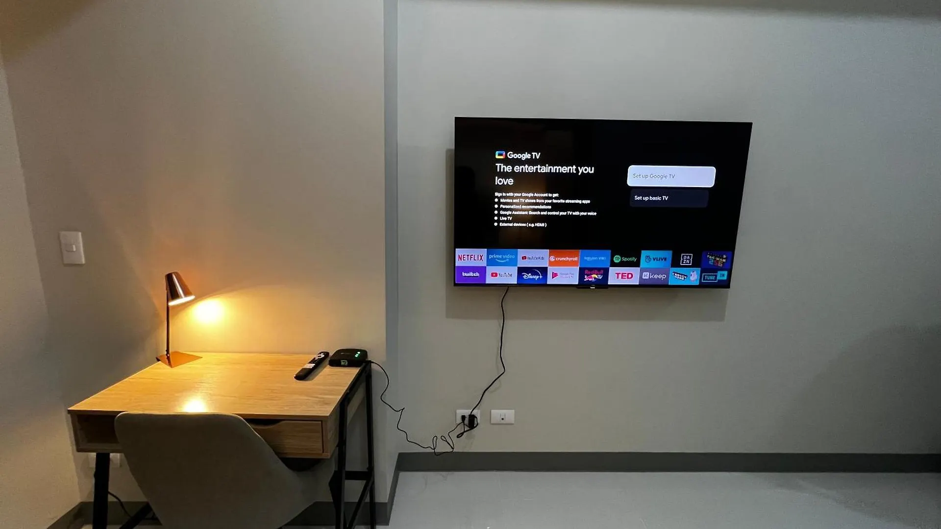1 Bedroom Uptown Bgc Condo With Balcony Manila Apartment